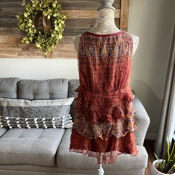 Elizabeth and James Silk Tiered Ruffle Front Sleeveless Top - Picture 5 of 12